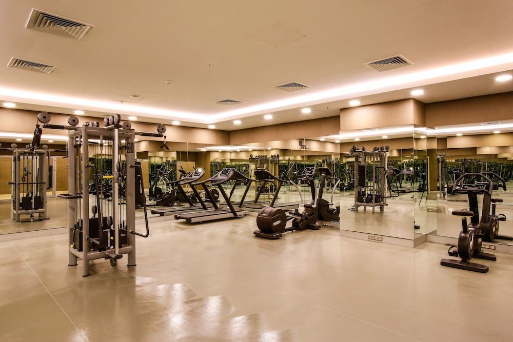 Dedeman Bostanci Istanbul Hotel y Centro de Convenciones Exterior foto The gym at the hotel