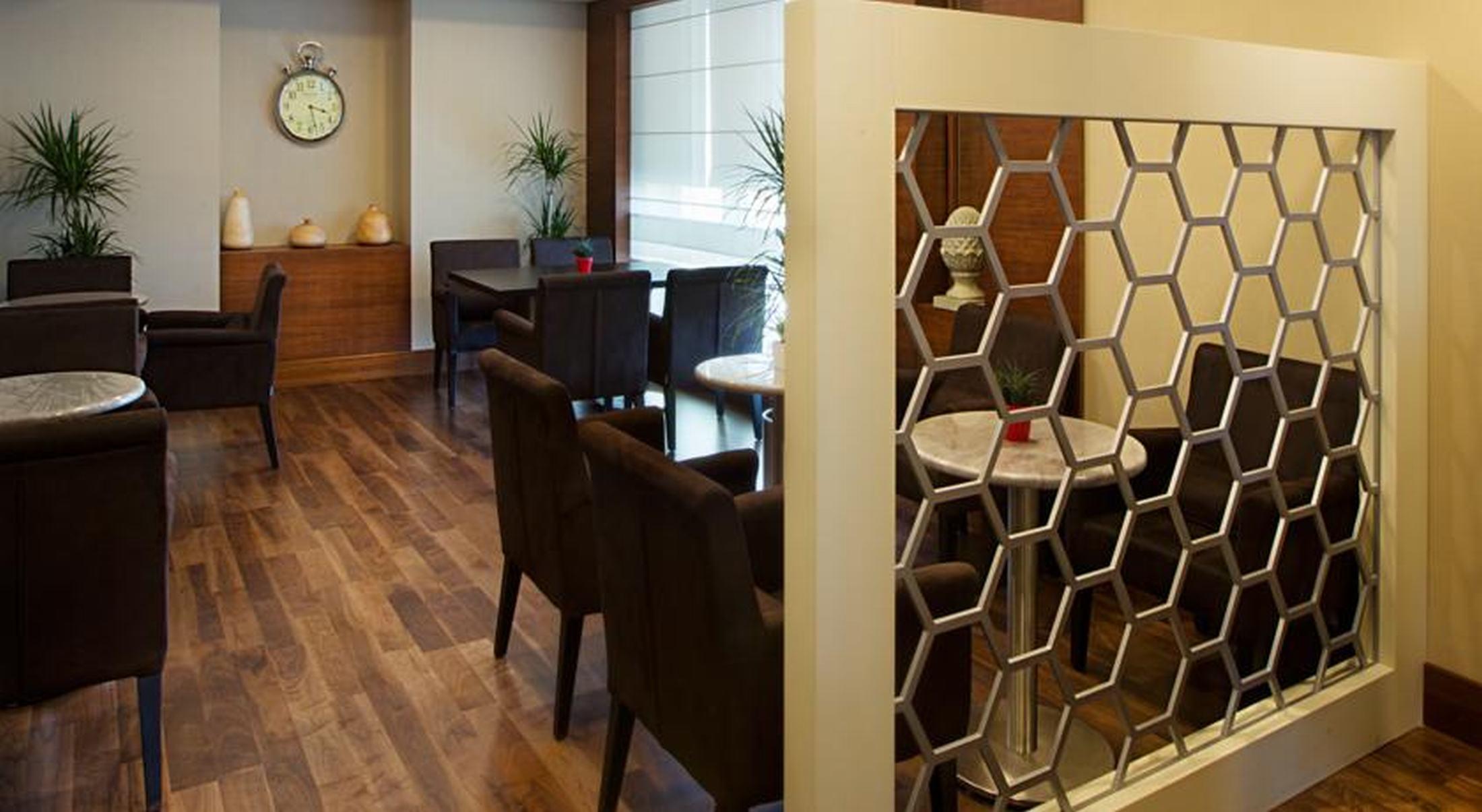 Dedeman Bostanci Istanbul Hotel y Centro de Convenciones Exterior foto The interior of the lounge