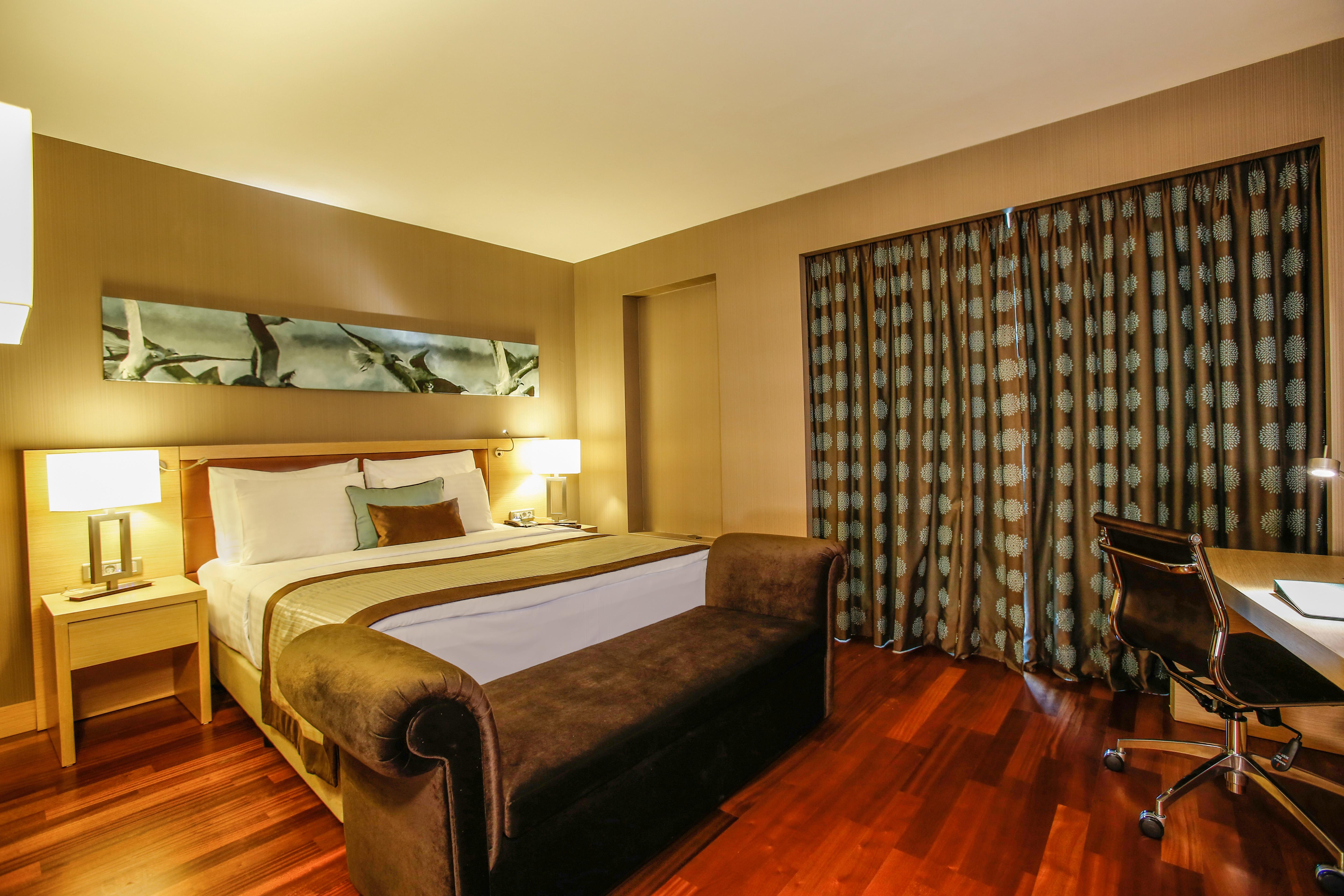 Dedeman Bostanci Istanbul Hotel y Centro de Convenciones Exterior foto A bedroom at the hotel