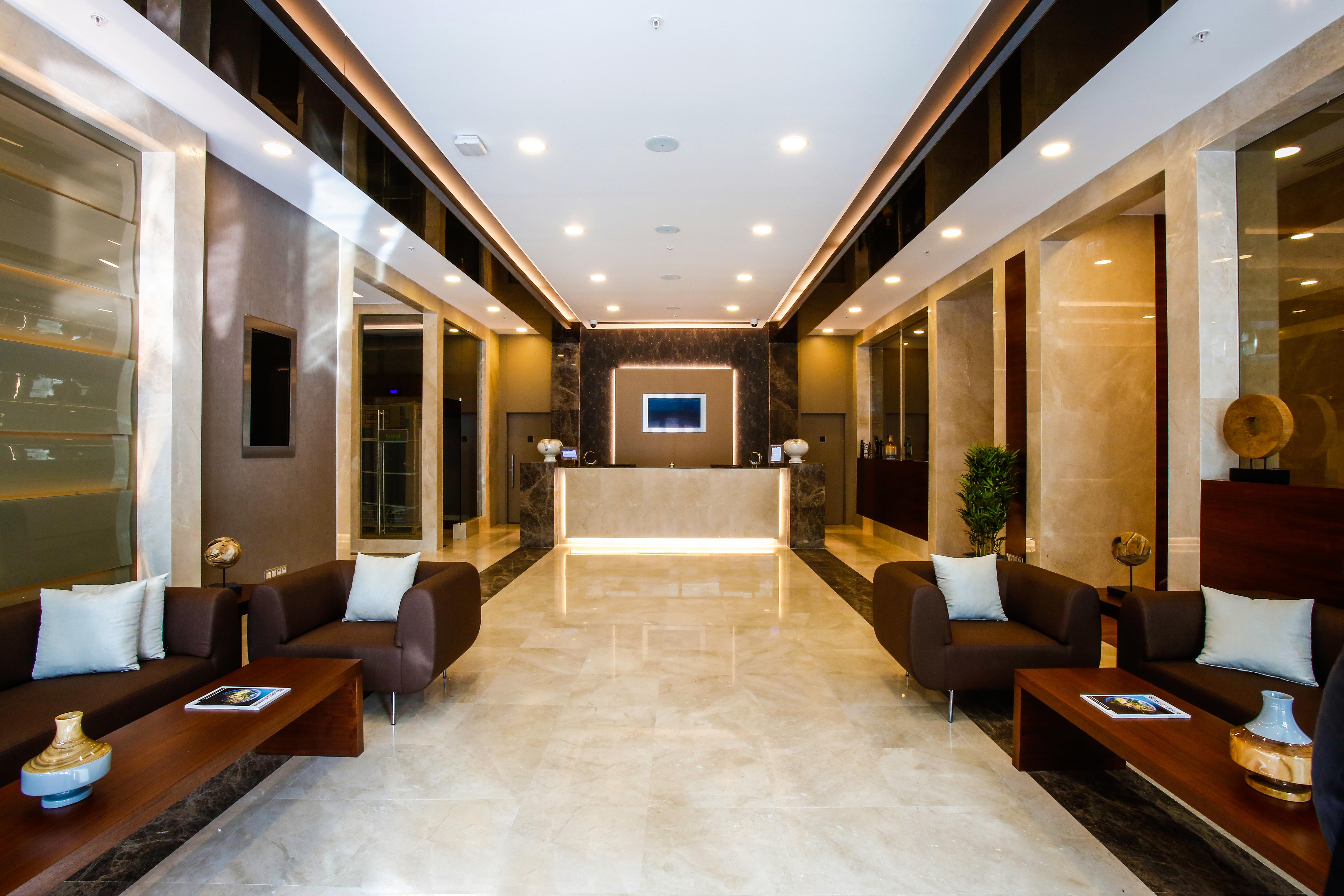 Dedeman Bostanci Istanbul Hotel y Centro de Convenciones Exterior foto The lobby of the hospital