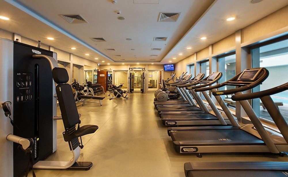 Dedeman Bostanci Istanbul Hotel y Centro de Convenciones Exterior foto The gym at the hotel